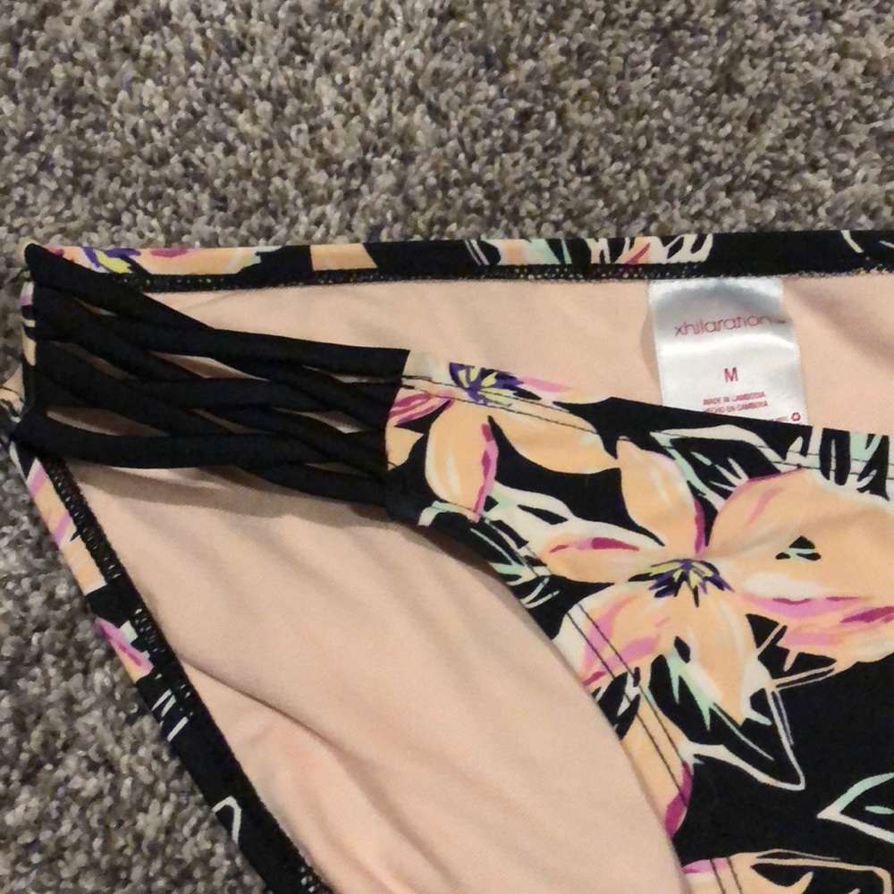 ⭐️5 for 25⭐️ Xhilaration  top S bottom M - Picture 7 of 7